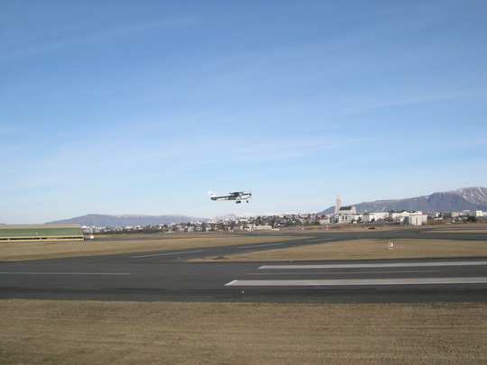Reykjavikurflugvöllur í febrúar 2004